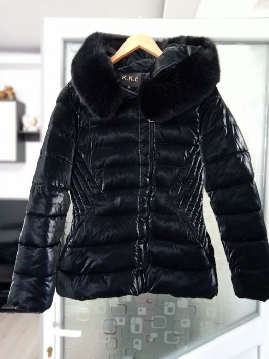 Vând geaca  călduroasă femei