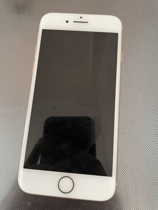 Vand iphone 8 64gb rosegold