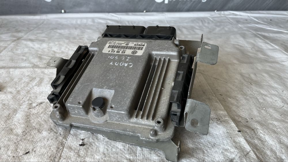 Компютър двигател VW Caddy 2.0 SDi