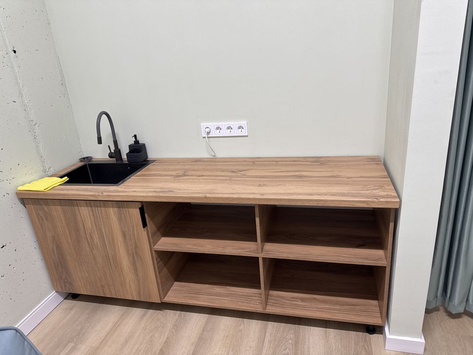 Продам кухню с раковиной