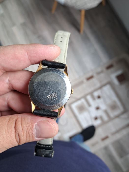 Ceasuri Elvetiene 3 buc în stare buna ,functionează perfect !