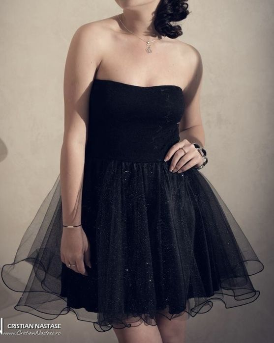 Rochie de seară scurtă