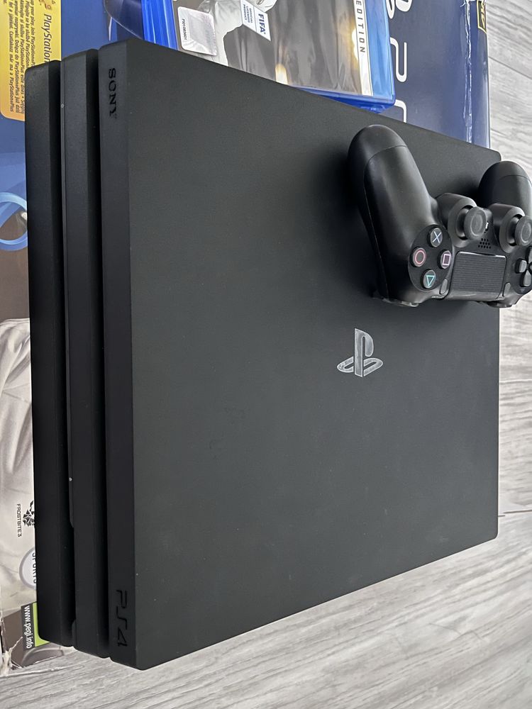 Playstation 4 pro 1 tb