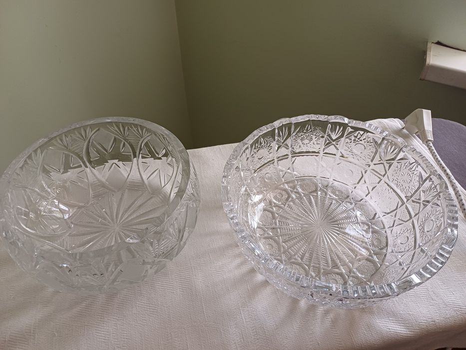 Хрустальные вазы  чехославацкого производителя для фруктов