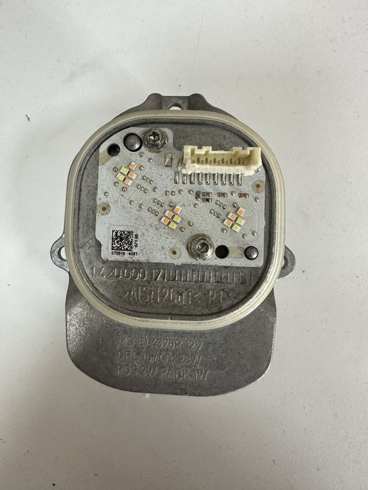 Mercedes w222 Facelift USA лед модул баласт запалка десен