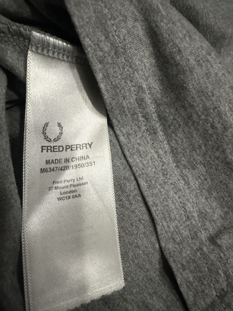 Fred Perry сива тениска