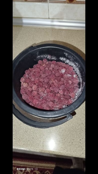 Малина замороженная