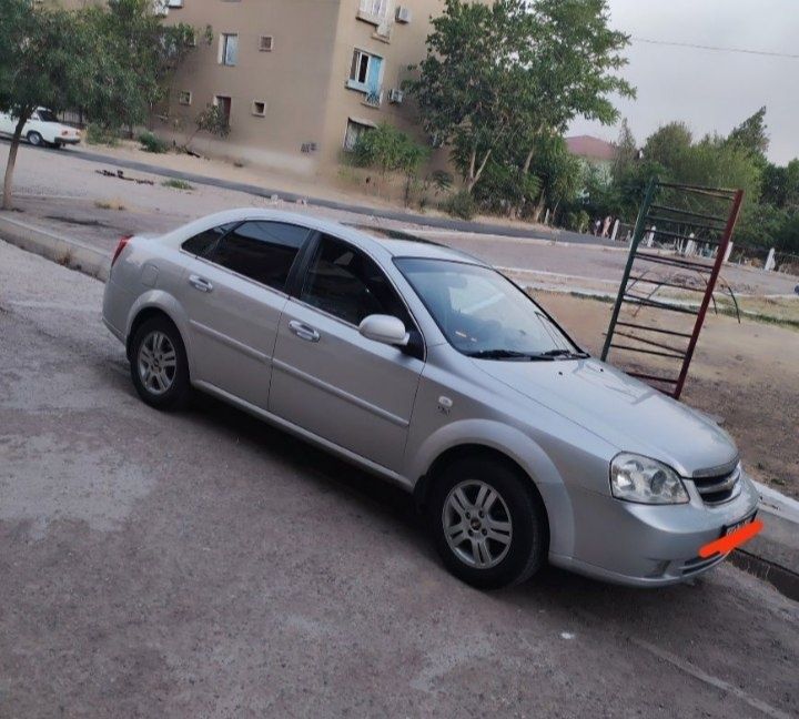 Losetti 1.6  ideal xolatda sotiladi metan gaz 100 talik