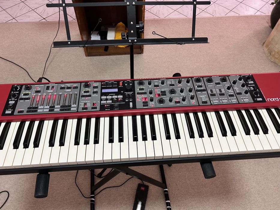 Синтезатор Nord Stage ex