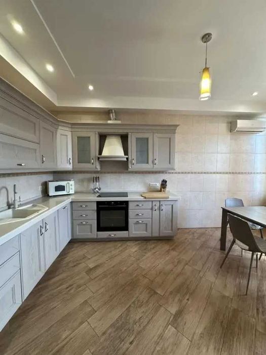 Двустаен имот в кв.Връбница 2