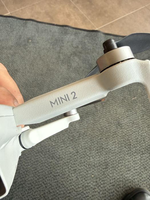 Dji mini 2 fly more combo в перфектно състояние на 180мин полет