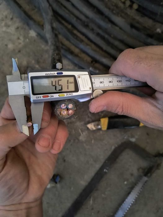 Cabluri electrice de cupru masiv