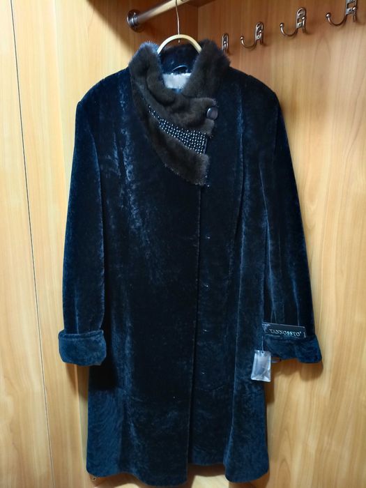 Женская шуба новая
