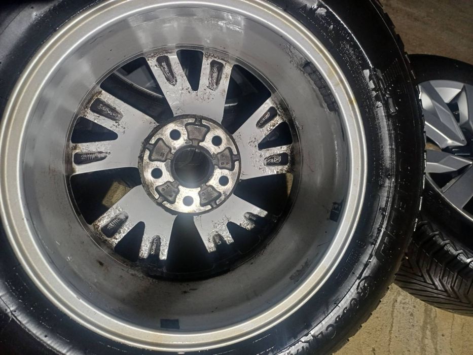 Cauciucuri cu jante 215/60 R 60 M+S