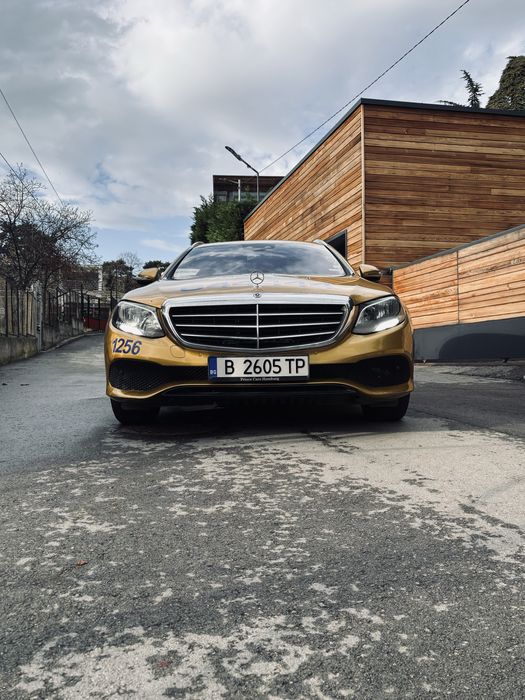 Мерцедес Е220 194коня 2017г