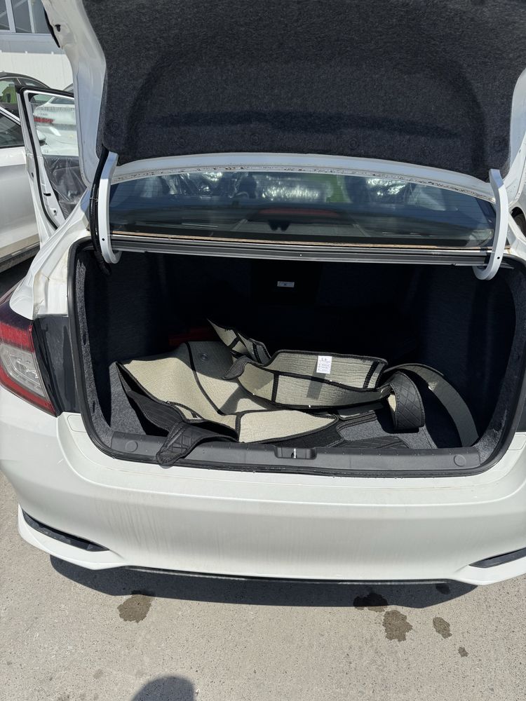 Honda crider eng full lyuk bor