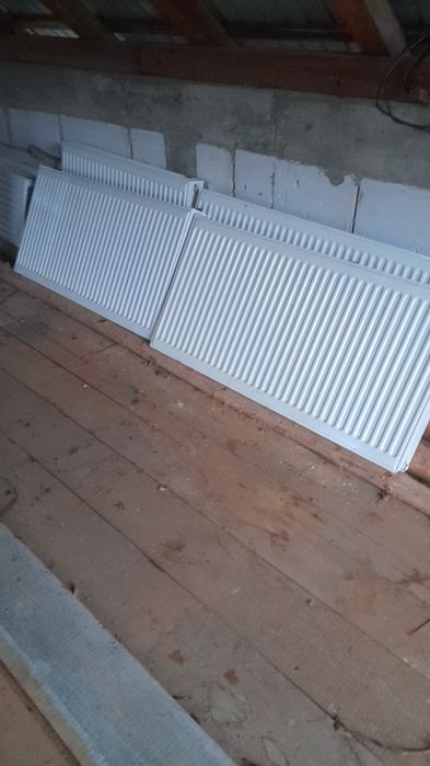 Termoșemineu 25 kw +calorifere  oțel+ pompă recirculare  apă