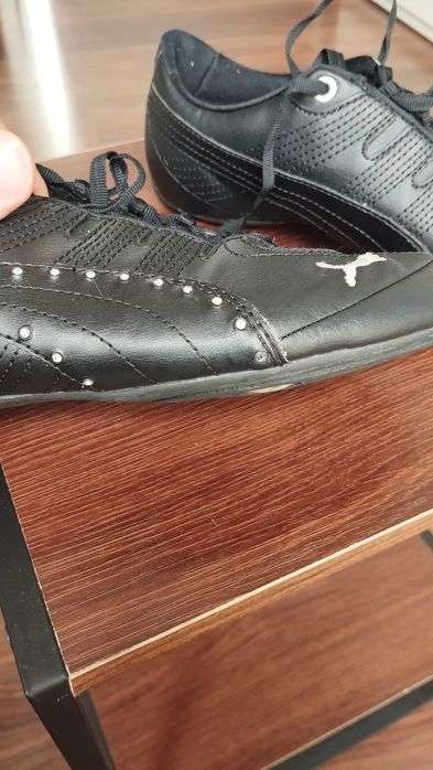 Дамски маратонки Puma размер 36 с камъчета черна кожа