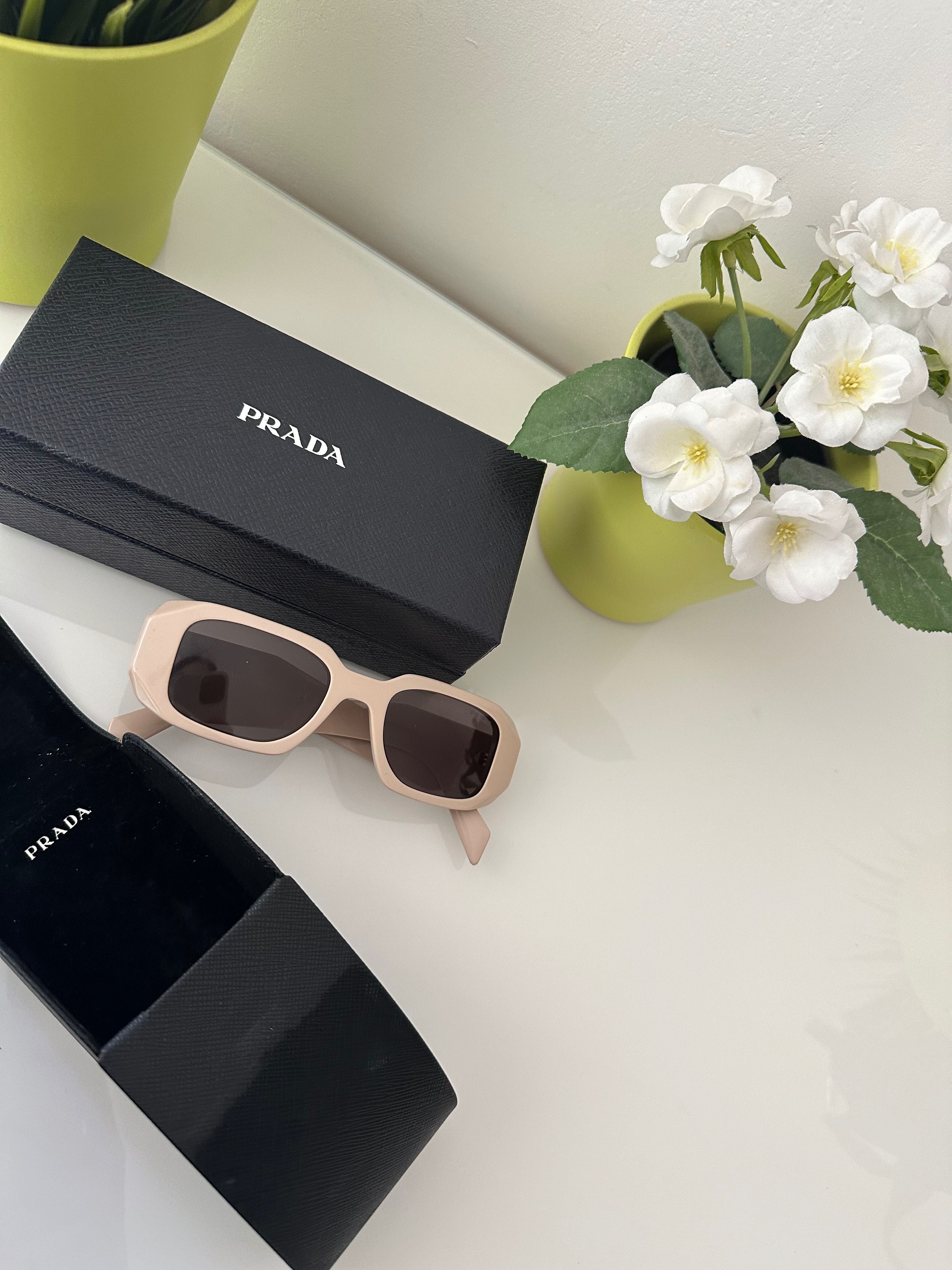 Оригинални слънчеви  очила Prada