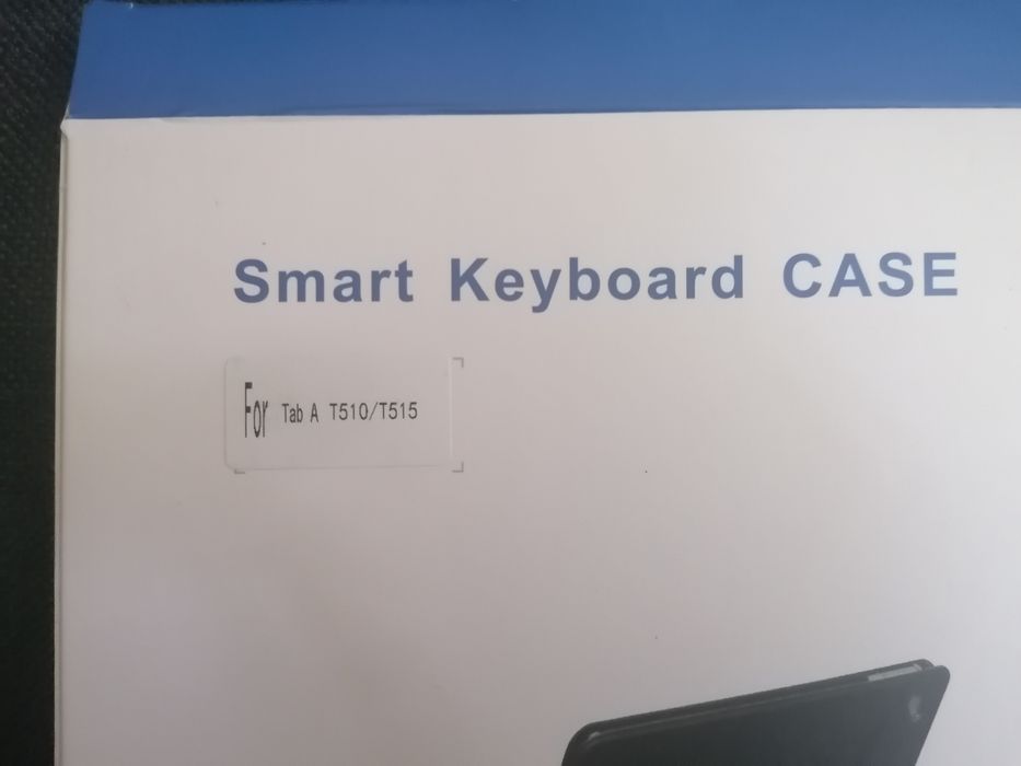 Tastatură mică portabilă cu Bluetooth pe acumulator