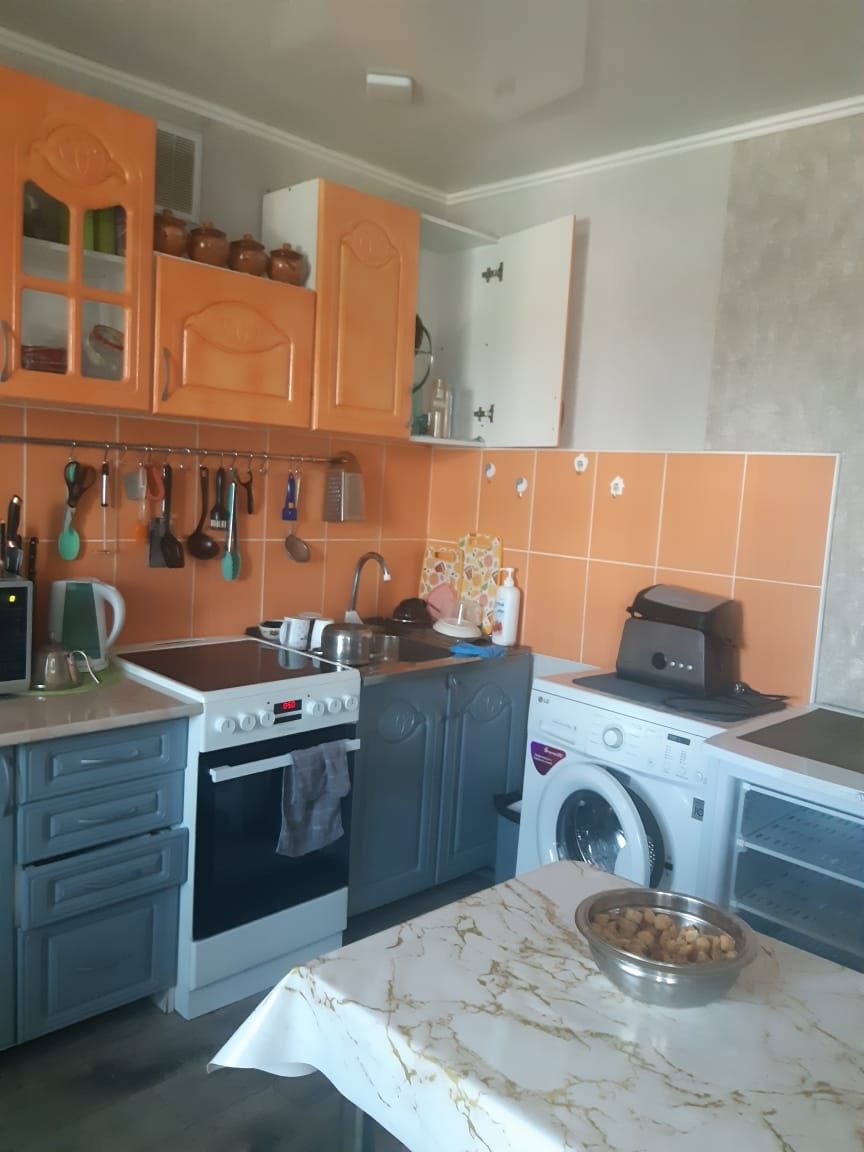 Продаётся 3 комн квартира