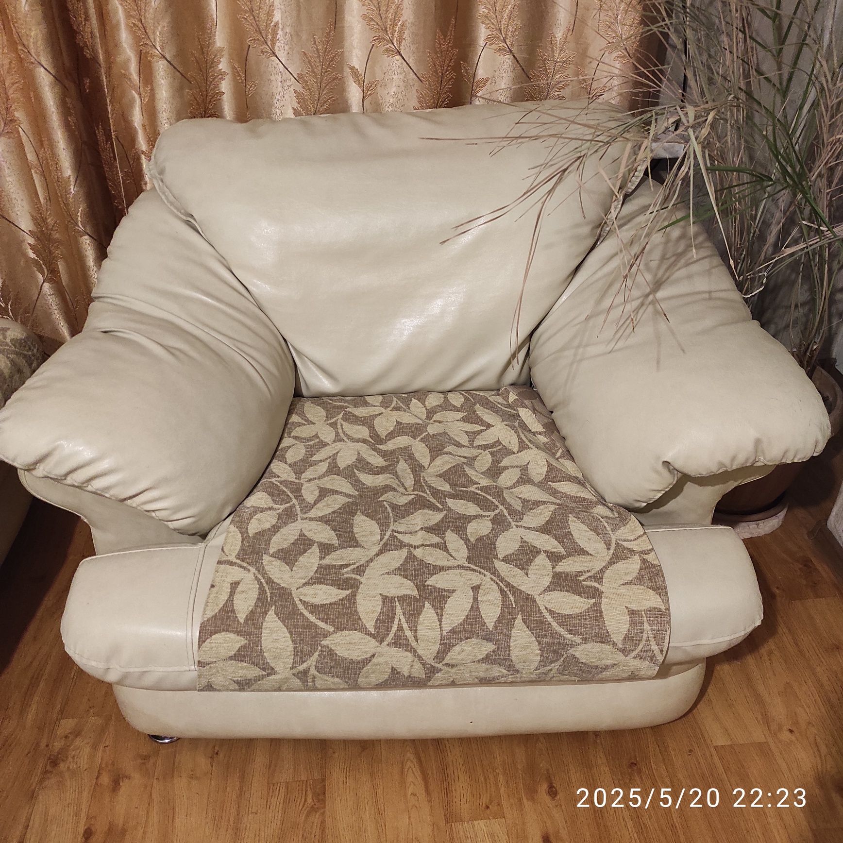 Срочно продам мягкую мебель!