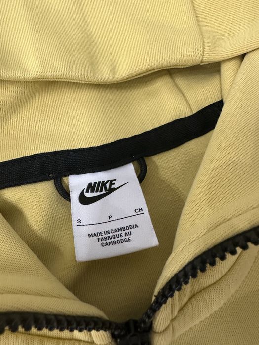 Nike tech fleece