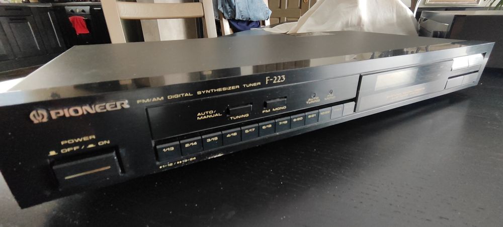 Tuner Pioneer F-223