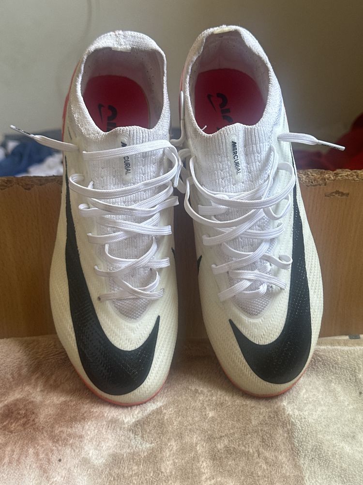 Бутси nike mercurial