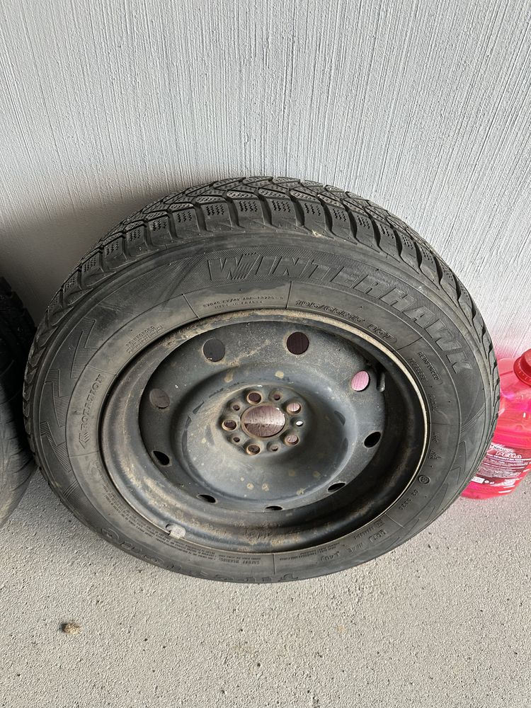 Зимни гуми (Firestone/Continental) с джанти 15 цола