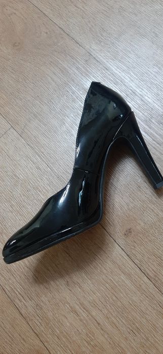 Продам туфли Ecco, р-р 39