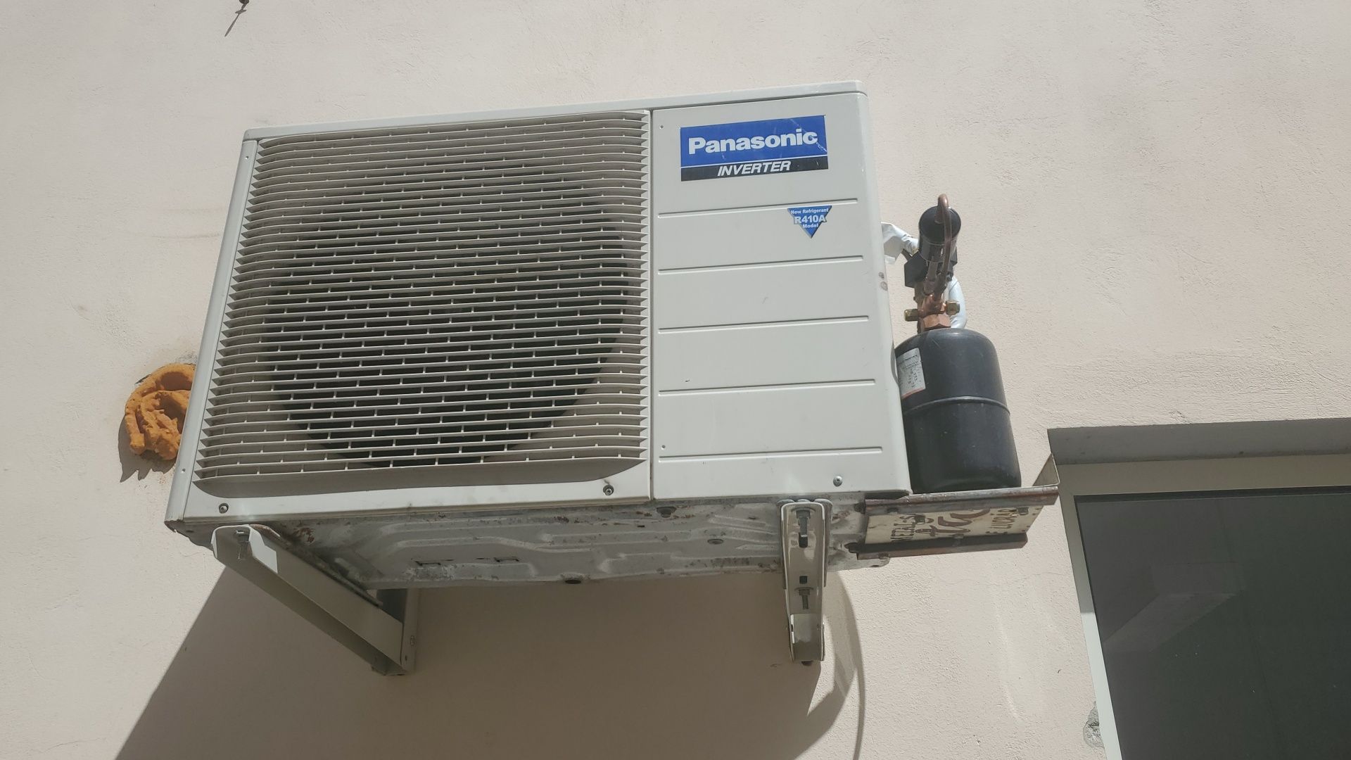 Agregat frig  Unitate externa + suflanta cu 2 ventilatoare + comanda e