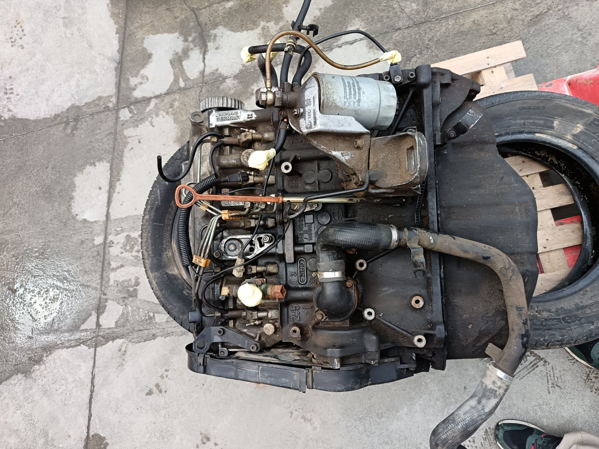 Двигател Audi 100