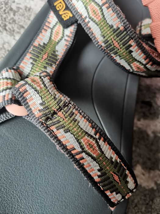 Нови детски сандали TEVA - 32 номер