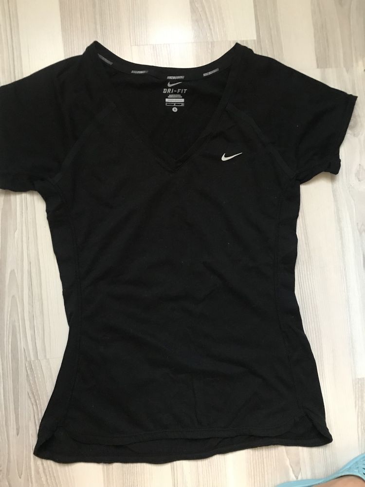 Tricou Burberry dama, marimea S, tricouri Nike marimea S