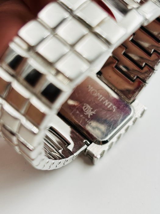 Дамски часовник Adrienne