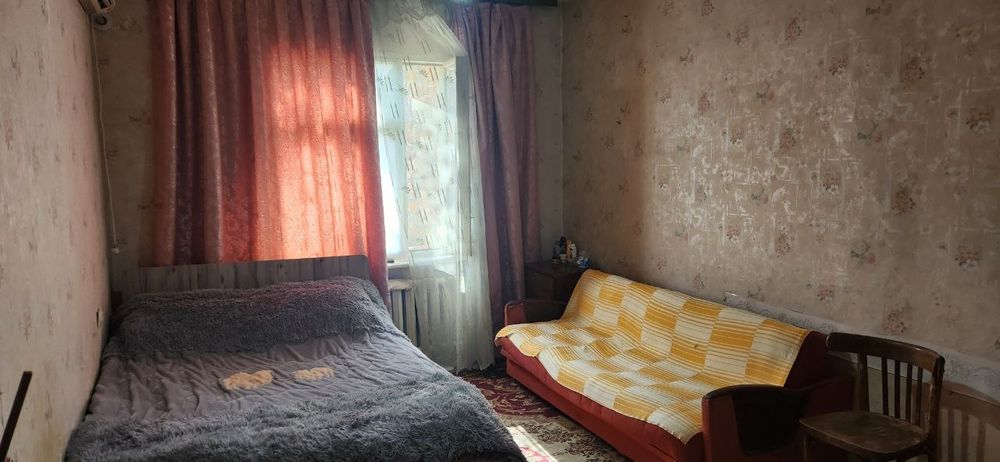 Прадается 1 ком кв 3- этаж куйлюк 4