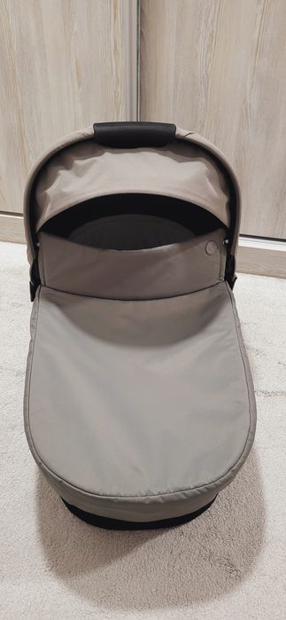 Кош за новородено Melio