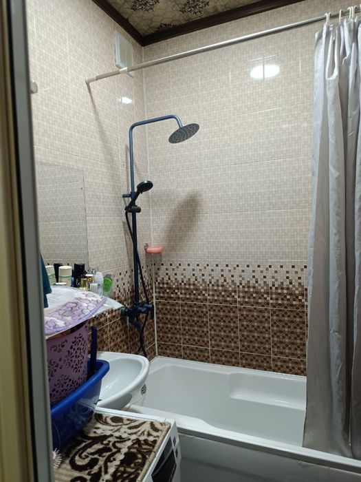 Чилонзор 20 кварталда 2 хона 3 чи этаж тарцевая квартирам сотаман балк