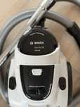 Vacuum cleaner BOSCH SERIES 2 BGS05A222 1.5 L без торбичка