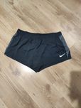 Pantaloni scurți de damă Nike mărimea L