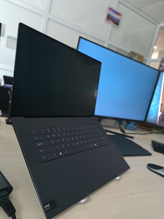 DELL XPS 16 4K OLED, Intel Ultra 9, 32Gb DDR5, 2 Tb SSD M.2, RTX4070