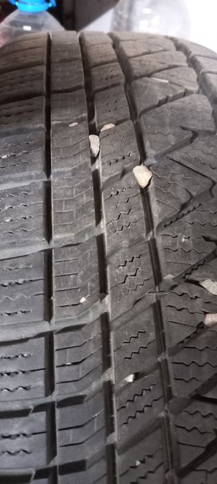 Зимни гуми Kumho 17 цола!