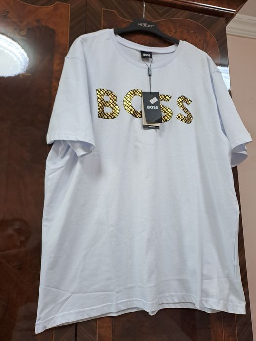 Продаётся мужская футболка Новая