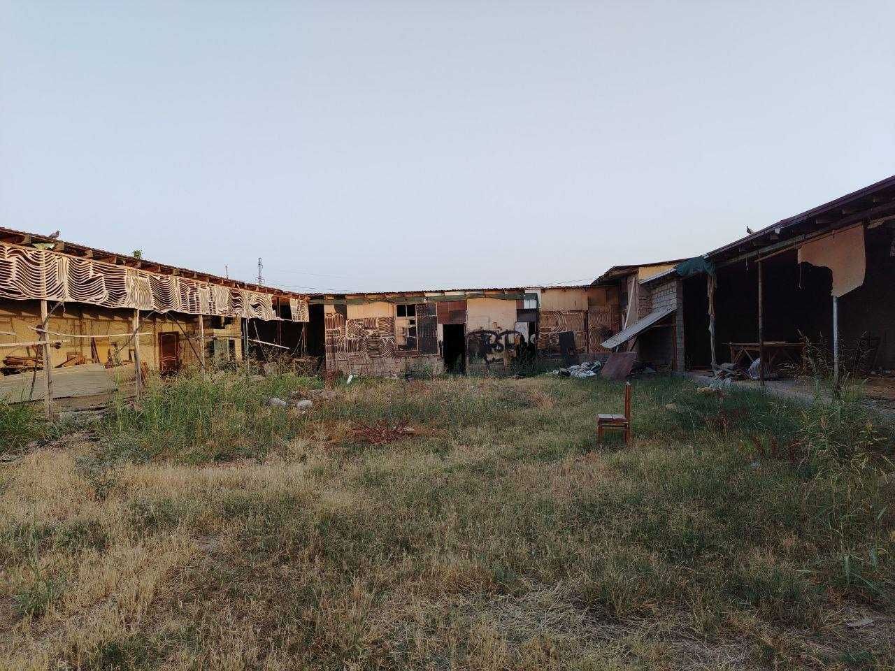 Shahrisabz shahrida hovli sotiladi 6 sotix