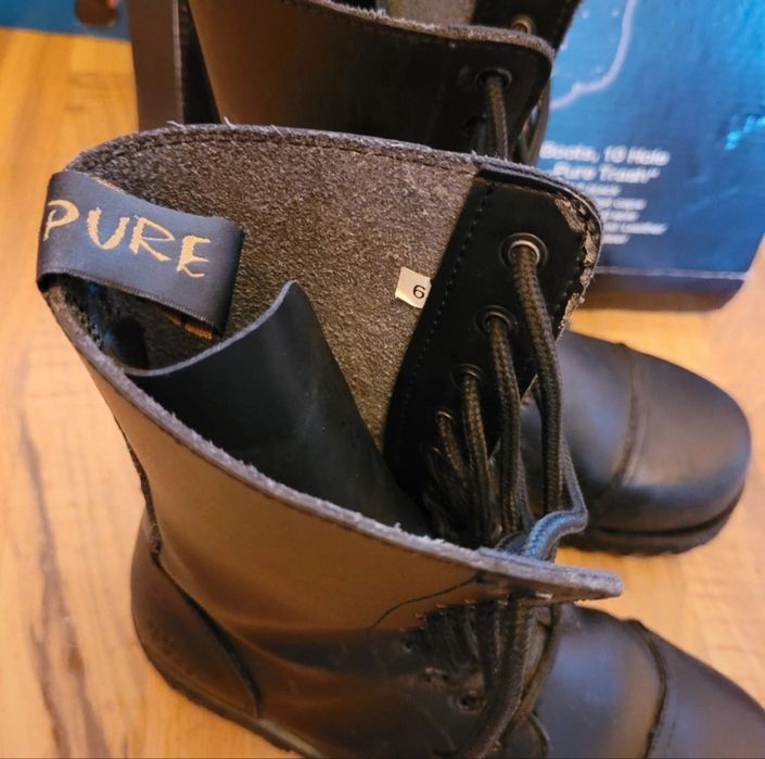 Ghete piele Pure Trash