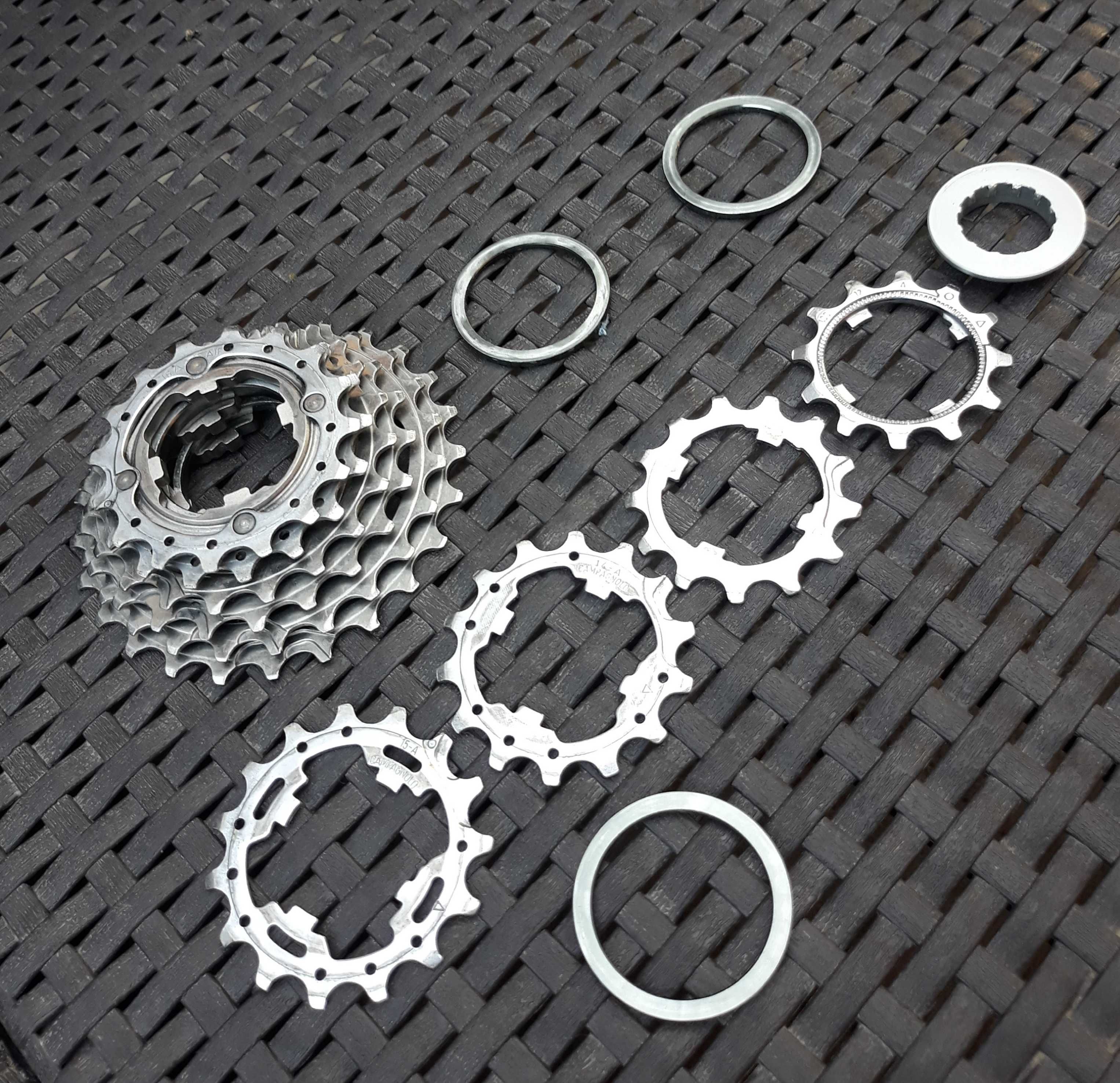 Grup 10 pinioane cursiera Campagnolo