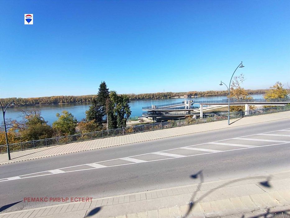 Продава се Двустаен апартамент в Русе, Център - 67 кв.м за 2238 €/кв.м - Снимка #1