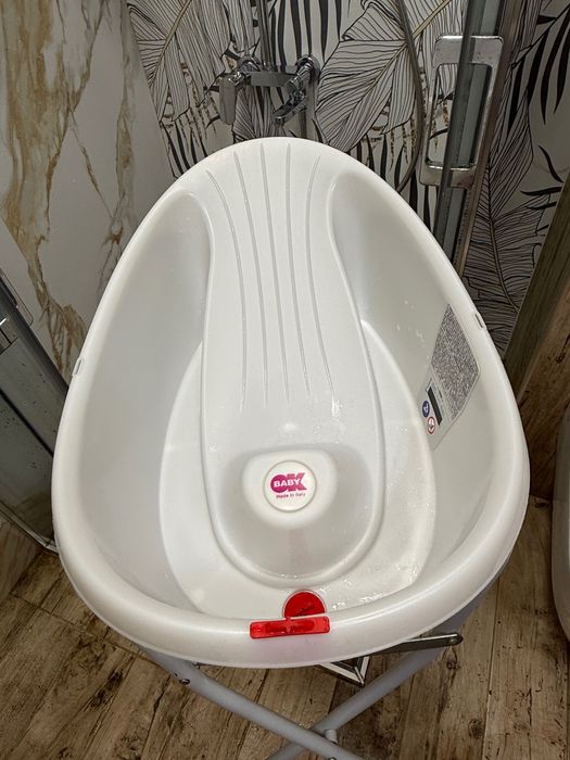Вана за къпане Ok Baby със стойка