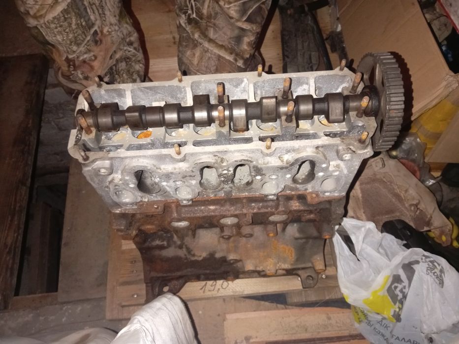 Продам двигатель на пассат  2 литра